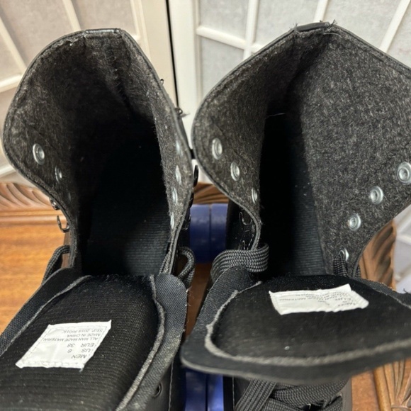 Chicago Skates, Unisex, Skate, Black, Sz 6, Laces,Blue wheels, Roller skates.! - Picture 12 of 12